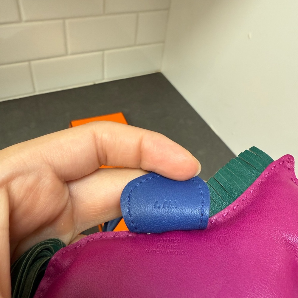 Hermès Milo Agneau Rodeo Charm MM Rose Purple Electric Blue - Picture 10 of 11